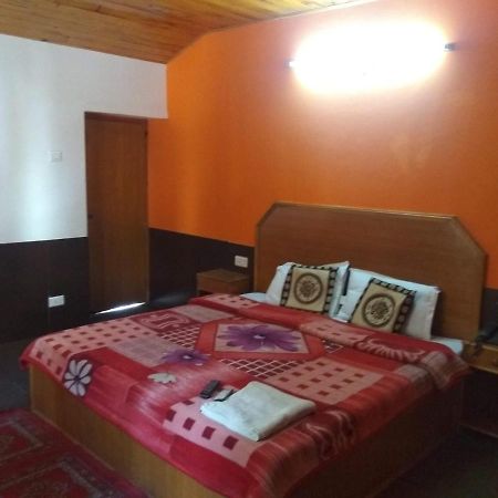 Hotel Hilltop Manali  Exterior photo